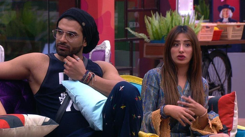 BIGG BOSS 13: माहिरा की मां पारस पर भड़कीं, पूछा-मैं तुझे मारूं?