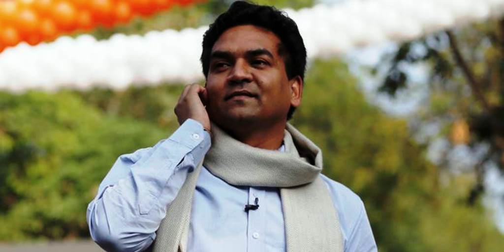 AAP ने की कपिल मिश्रा का नामांकन रद्द करने की मांग