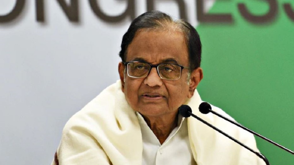 अब्दुल्ला-महबूबा पर PSA लगाने पर चिदंबरम ने कहा, ये मोदी सरकार का घटिया कदम है