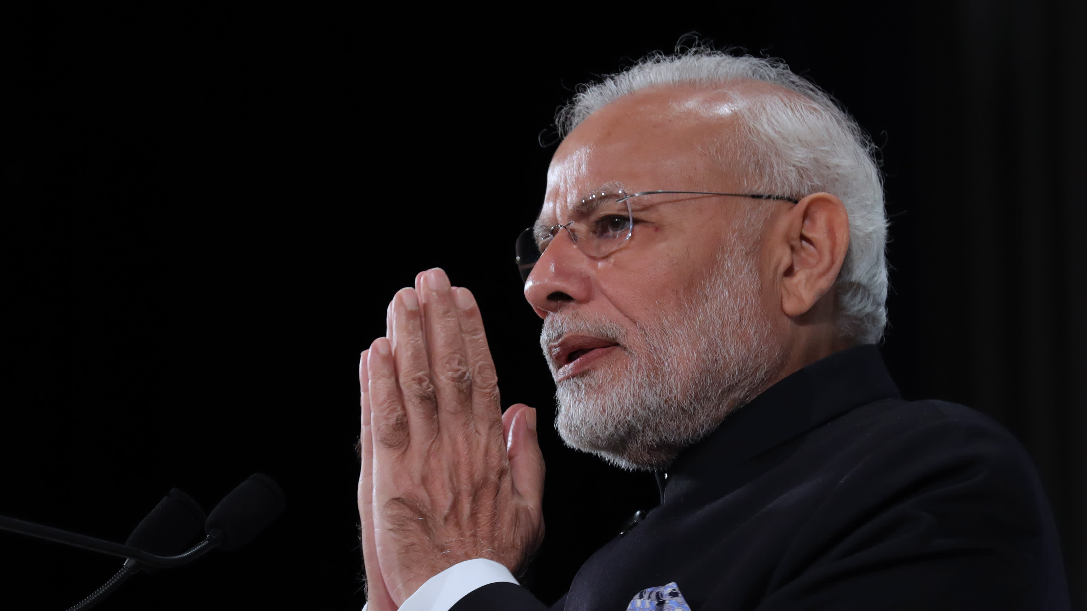 दिल्ली में क्यों नहीं चल पा रहा नरेंद्र मोदी का जादू? 