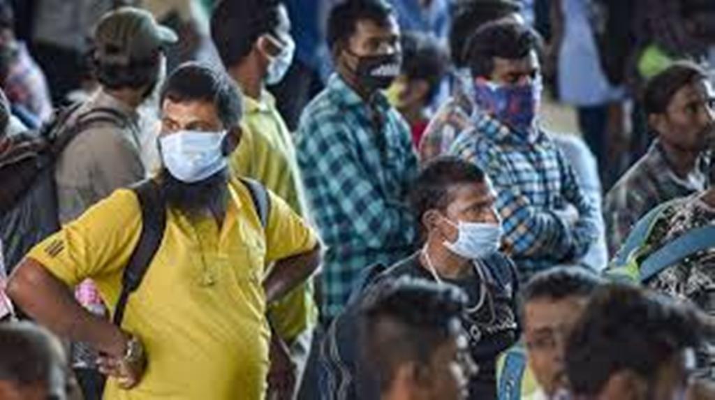 नोएडा में अगर मकान मालिक मांगे इस महीने का किराया तो करें शिकायत