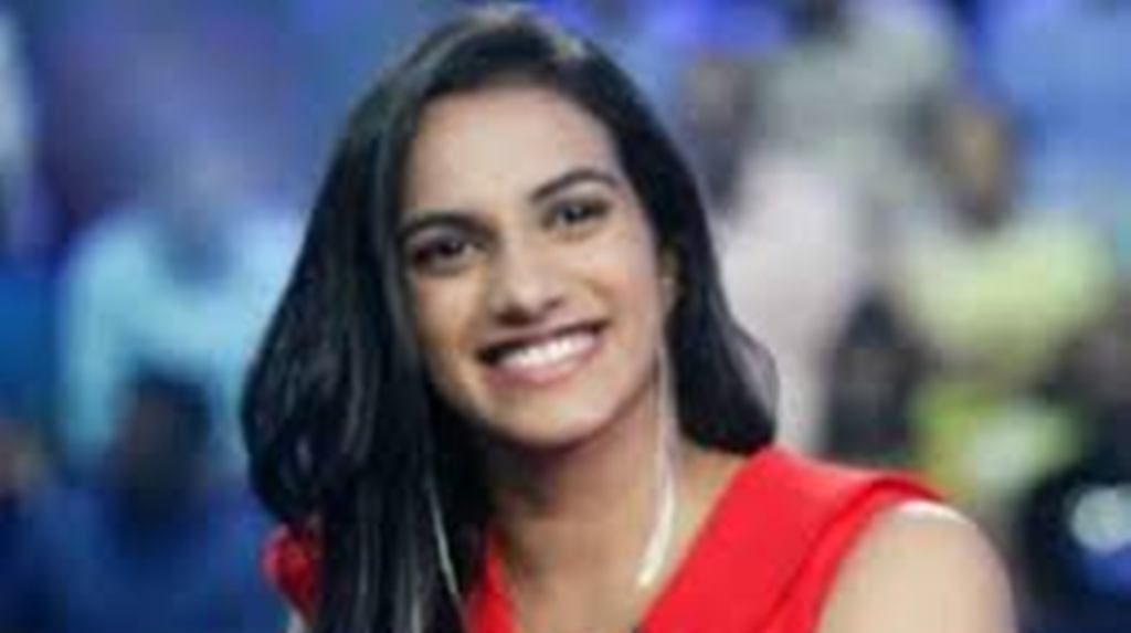 पीवी सिंधु ने डोनेट किए 10 लाख रुपये, क्रिकेटर्स को उनके फैंस ने किया ट्रोल