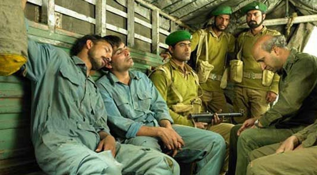 लॉकडाउन में मनोज बाजपेयी की इस फिल्म को खूब देख रहे है लोग