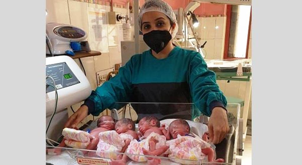 हरियाणा के अस्पताल में एक महिला ने दिया 4 बच्चों को जन्म