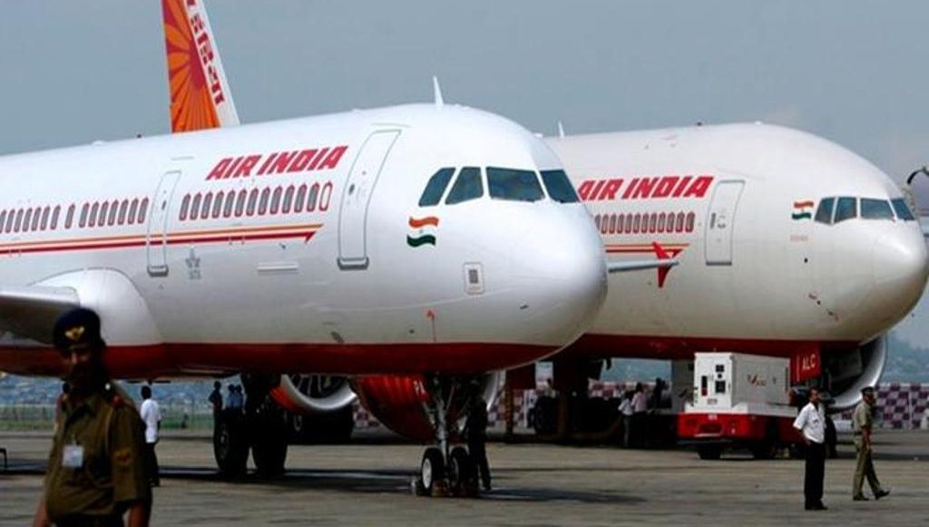 एयर इंडिया की घरेलू और अंतरराष्ट्रीय उड़ाने 30 अप्रैल तक रहेगी बंद