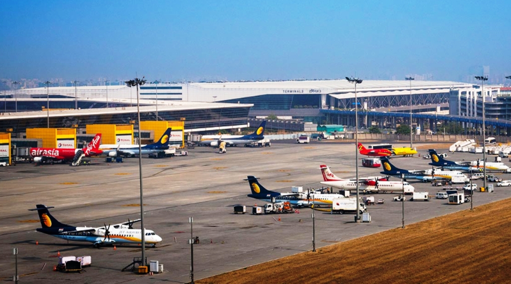 दिल्ली का इंदिरा गांधी इंटरनेशनल एयरपोर्ट बना पार्किंग स्थल