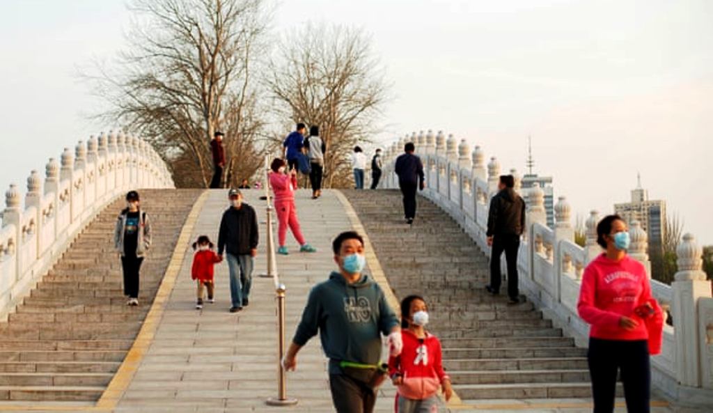 कोरोना सक्रमण के बाद किन-किन देशों में खुल रहा लॉकडाउन?