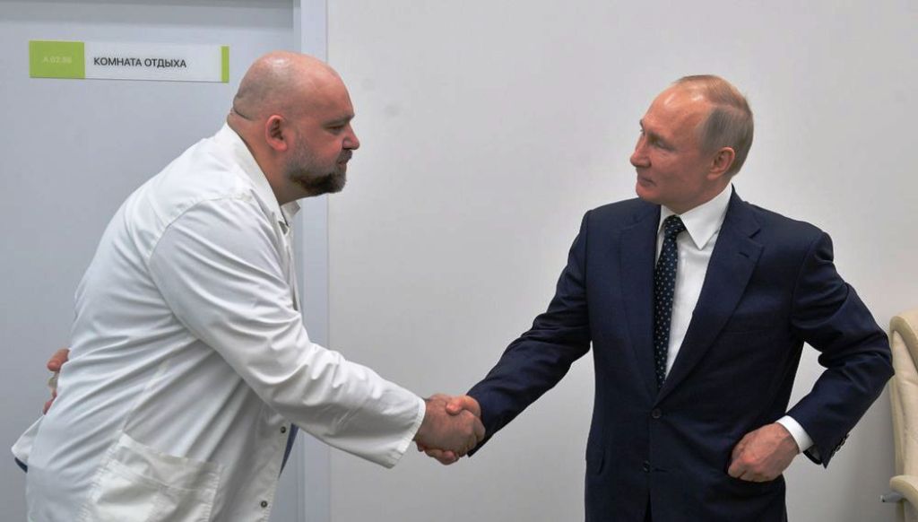 कोरोना का खतरा अब रूसी के राष्ट्रपति व्लादिमीर पुतिन तक पहुंचा