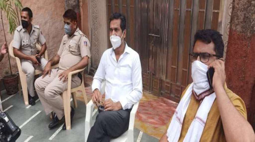 हिरासत में लिए गए दिल्ली प्रदेश कांग्रेस अध्यक्ष अनिल चौधरी