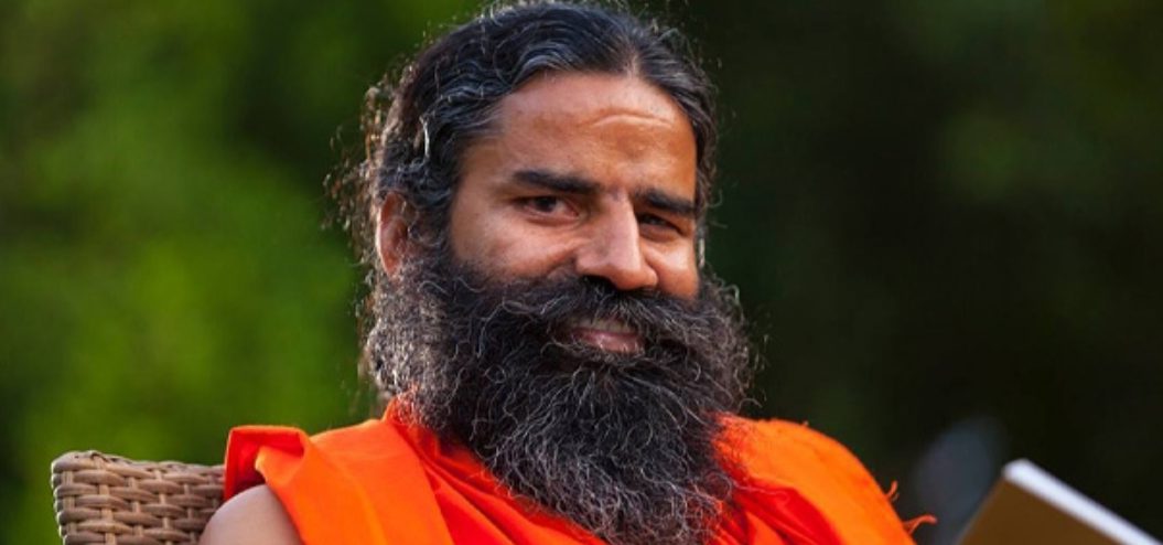 रामदेव की साख पर सवाल, कोरोनिल दवाई पर दो राज्यों ने लगाई पाबंदी तीसरे ने भेजा नोटिस