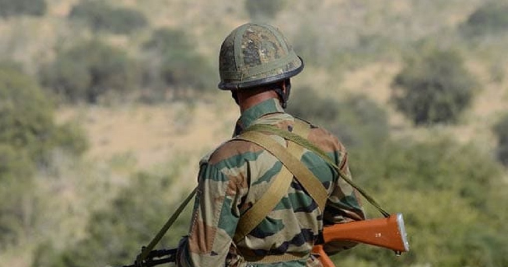 भारत-चीन के बीच हिंसक झड़प, एक अधिकारी और दो भारतीय सैनिक शहीद