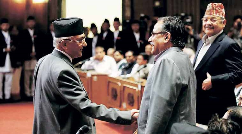 नेपाल के प्रधानमंत्री केपी ओली की कुर्सी खतरे में