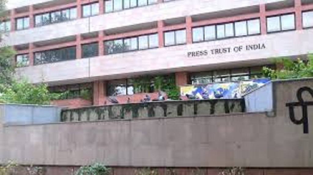 प्रसार भारती ने PTI को राष्ट्रविरोधी बताया, संबंध तोड़ने की दी धमकी