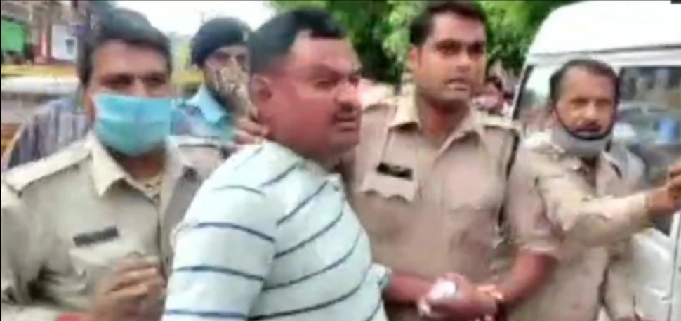 पहले से ही तय थी विकास दुबे के एनकाउंटर की पटकथा?