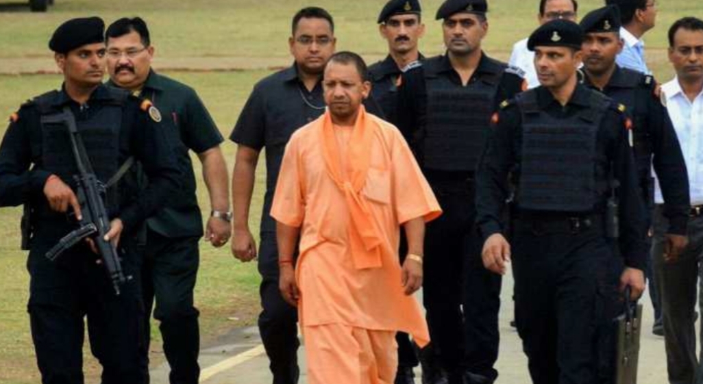 राम मंदिर भूमि पूजन का जायजा लेने अयोध्या पहुंचे CM योगी, 5 अगस्त को PM आयेंगे