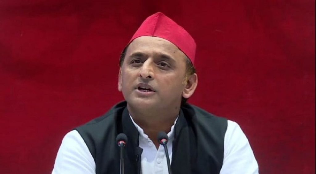 आठ पुलिसकर्मियों के शहीद होने पर सपा ने कहा- 'रोगी सरकार' के जंगलराज में 'हत्या प्रदेश' बना UP