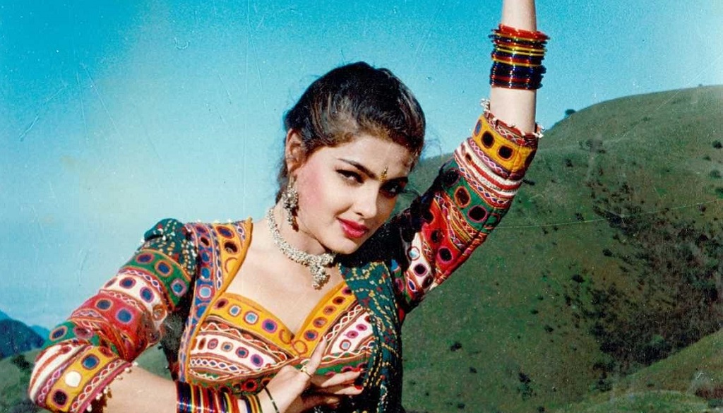 ममता कुलकर्णी के जीवन पर बनने वाली है फिल्म, इस पुस्तक पर होगी आधारित