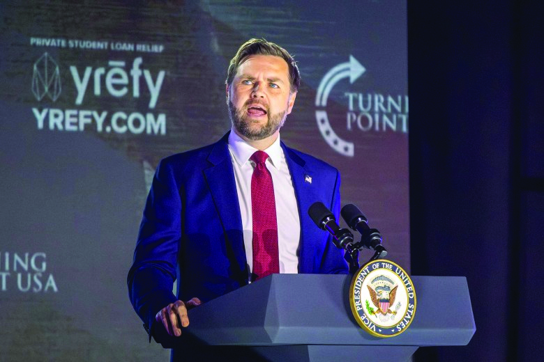 अमेरिकी उपराष्ट्रपति जे.डी. वेंस भारतीय मूल की छात्रा